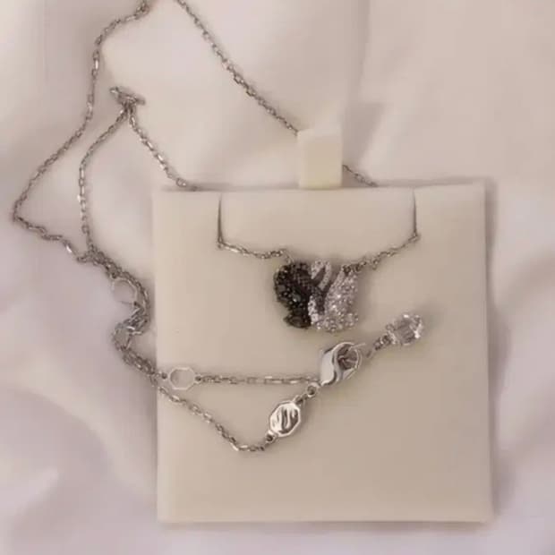 스와로브스키 목걸이