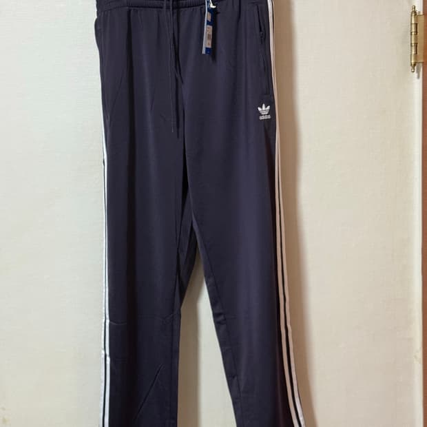 아디다스 파이어버드 트랙 팬츠 오로라 블랙 XL사이즈 새제품