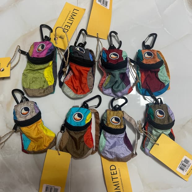 티케투더문 백팩키링 (새제품)