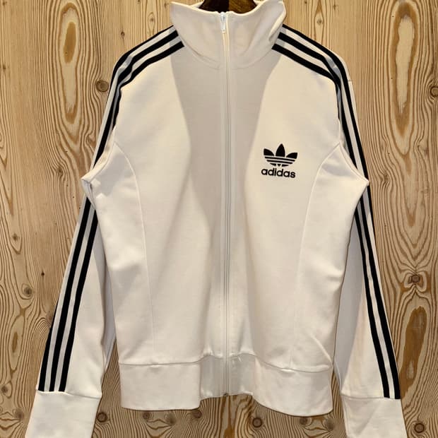 아디다스 유로파 트랙탑