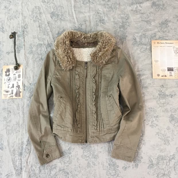 jpn vintage khaki brown frill fur jacket