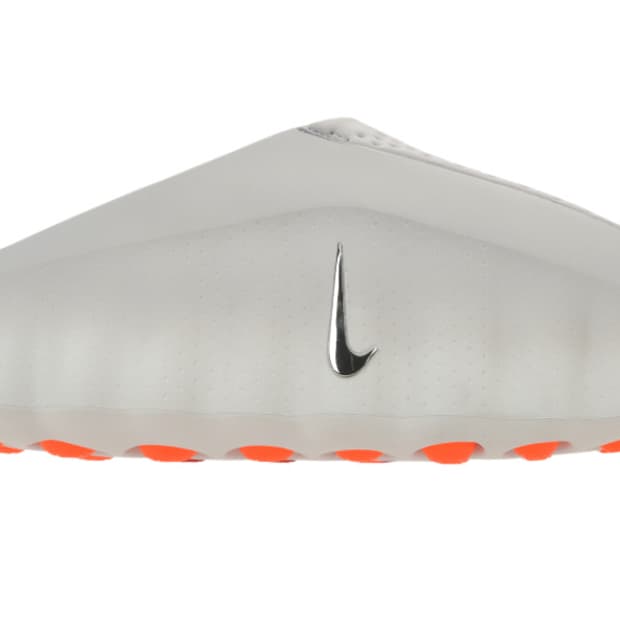 [250] 나이키 마인드 001 라이트 스모크 그레이 크롬 새상품