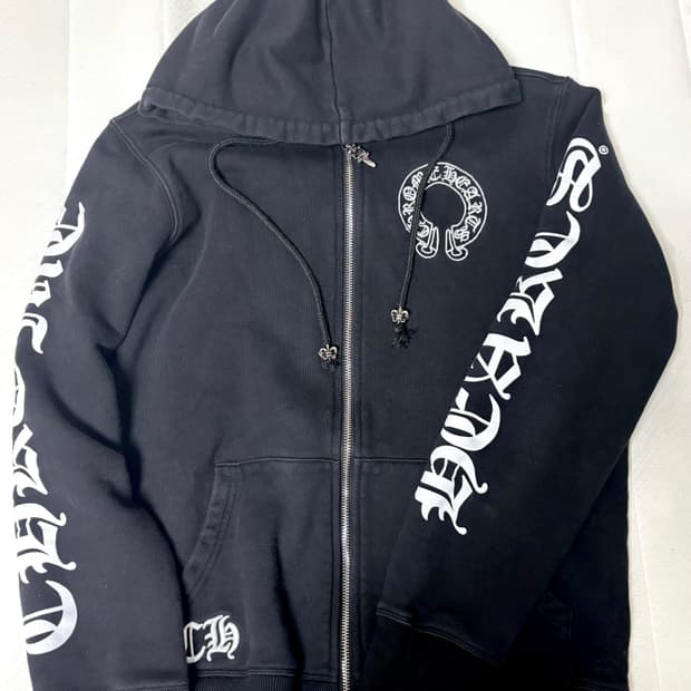 크롬하츠 자수 후드집업