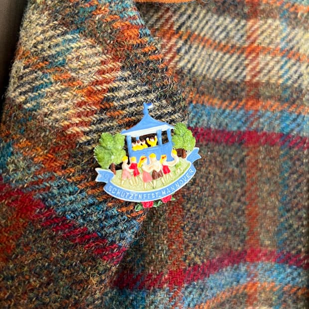 1954년도 독일 하노버 축제 기념 브로치