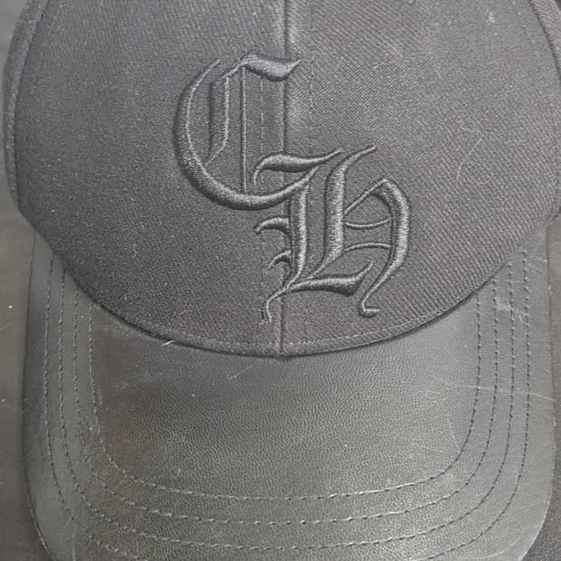 [정품] 크롬하츠 CH 로고 레더 챙  베이스볼 캡