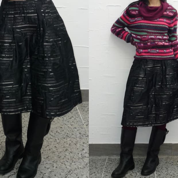 black perl volume skirt