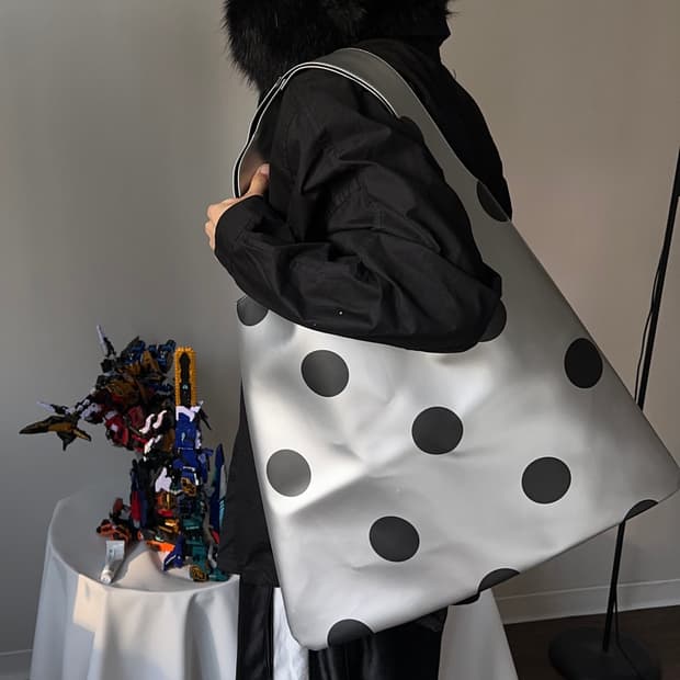 Chemical Sports 실버 도트 백