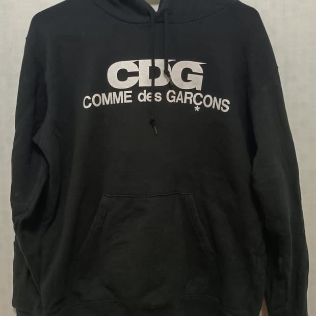 꼼데가르송 CDG 블랙 후드티 팔아요