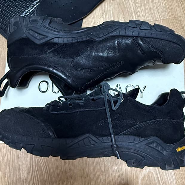 (42) 아워레가시 가베 스텔스 블랙 레더