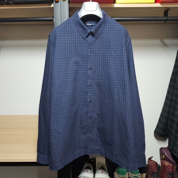 프레드페리 세련된체크 남성 버튼다운셔츠 110
