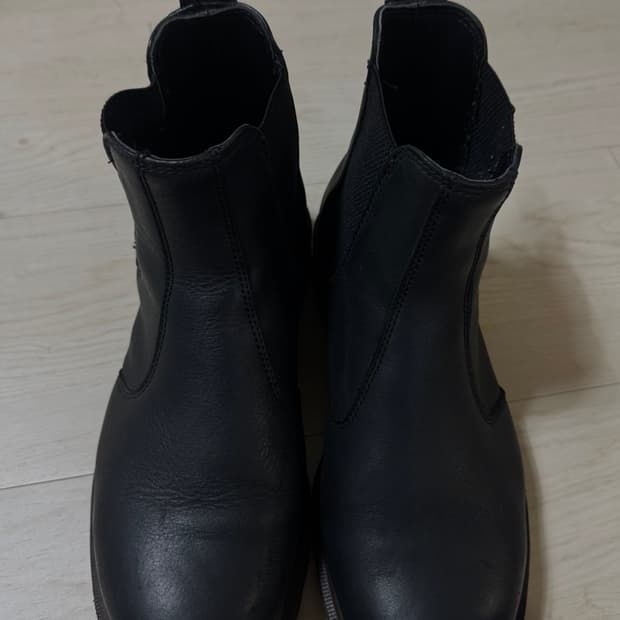 닥터마틴 2976 첼시부츠 무광 us10 280사이즈