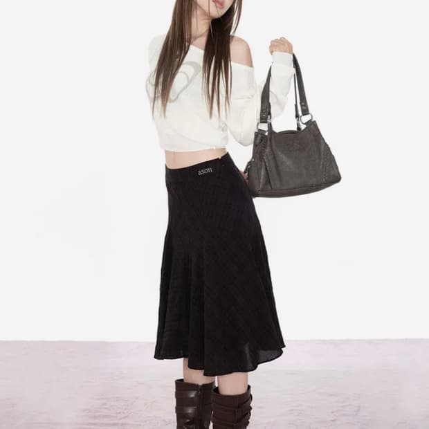 애즈온 스커트