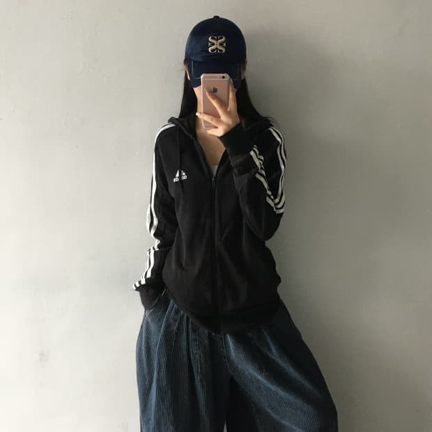 아디다스 삼선라인 후드집업