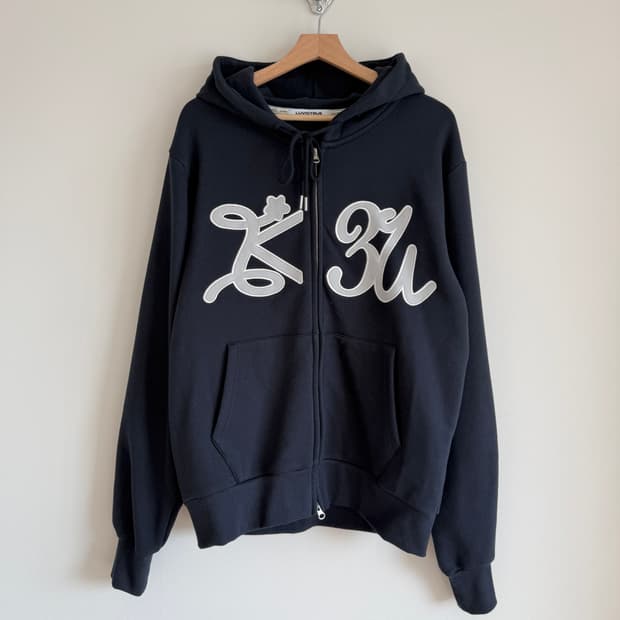 러브이즈트루(LUVISTRUE) 후드집업