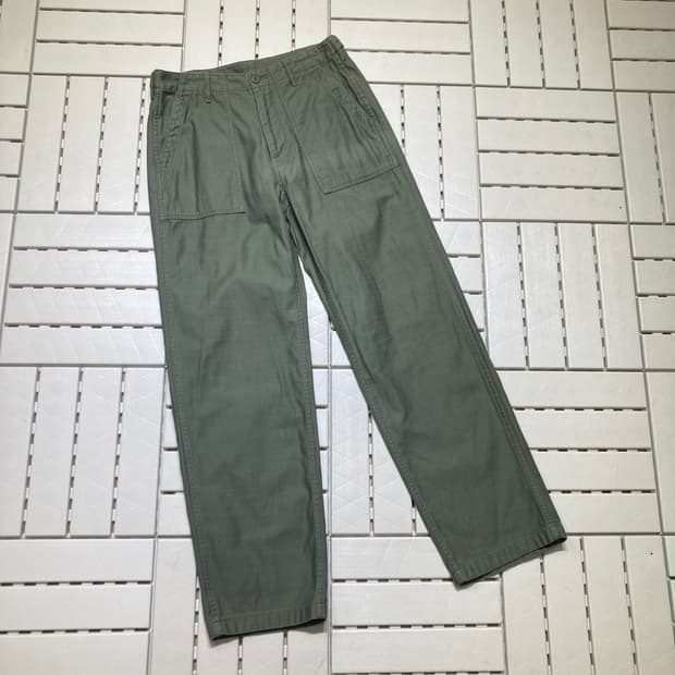 [30]무신사스탠다드 퍼티그 팬츠 카키 0553