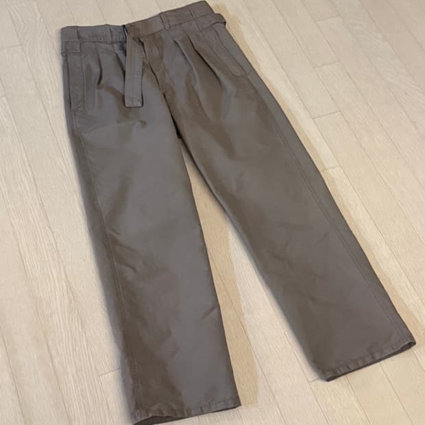 [46] 르메르 22AW 벨티드 트렌치 팬츠