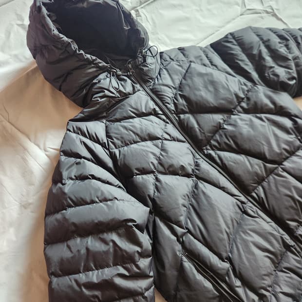 해칭룸 웹 구스다운 푸퍼