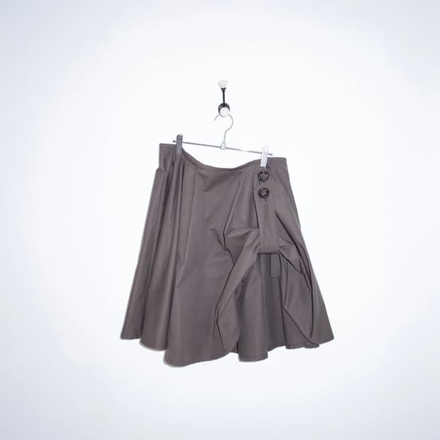 온스카 코튼 플레어 스커트 브라운 3