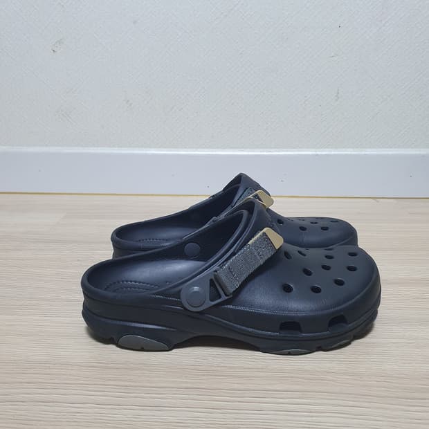 크록스 올 터레인 클로그 슬리퍼 260