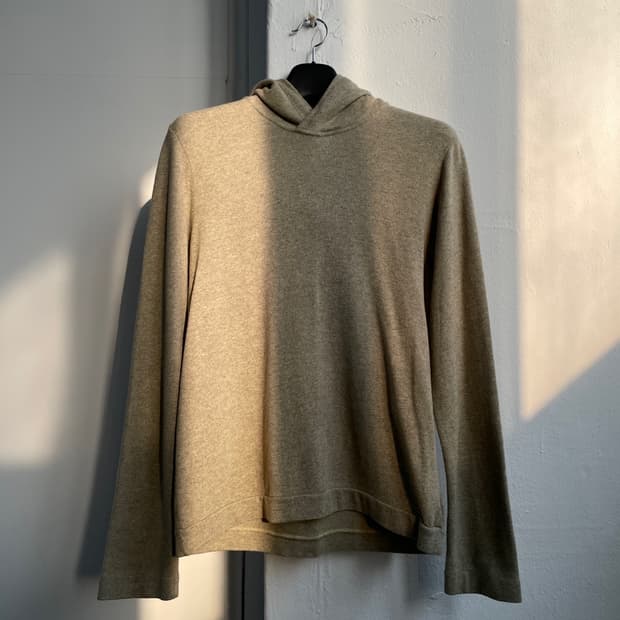 CP 컴퍼니 후드 니트