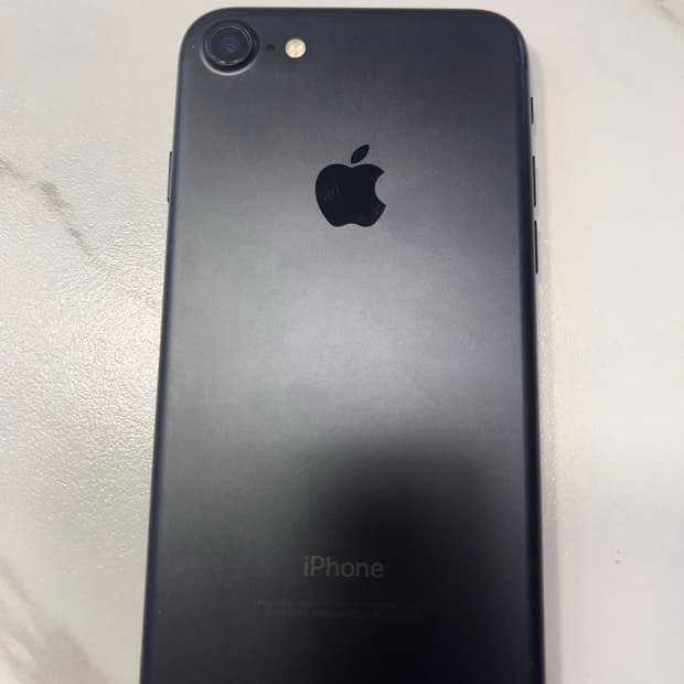 아이폰7매트블랙128GB S급