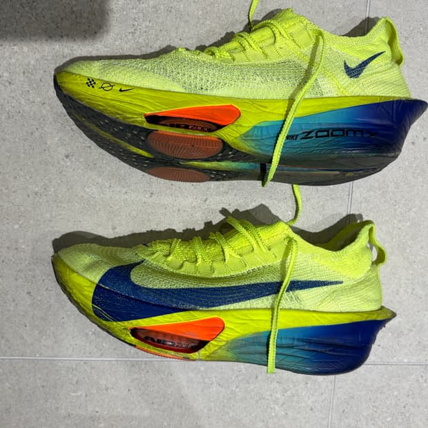 나이키 알파플라이3 러닝화 넥스트 볼트 285