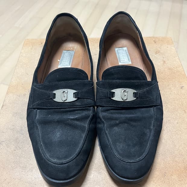 Gianni Versace 블랙 스웨이드 로퍼