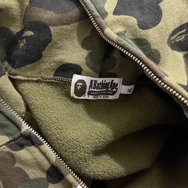 베이프 후드집업