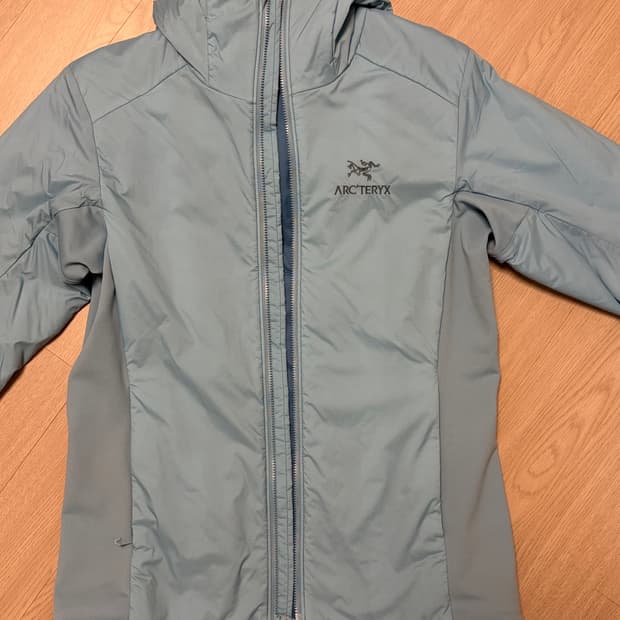 아크테릭스 아톰 후디 솔레스 우먼 S