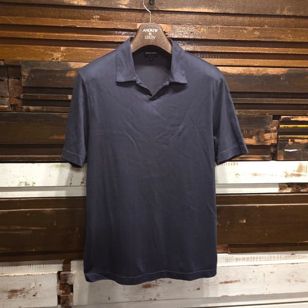 조르지오 아르마니 오픈칼라넥 티셔츠