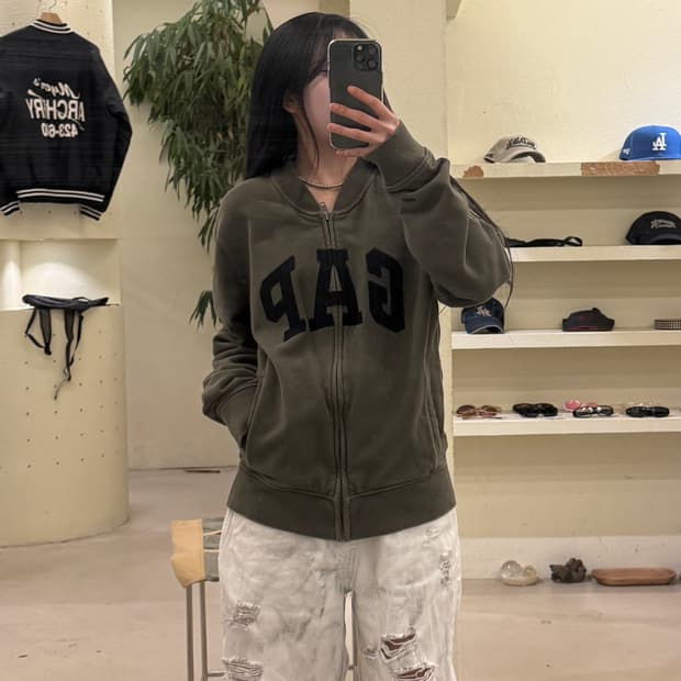 갭 카키 빅로고 코튼 집업 U358