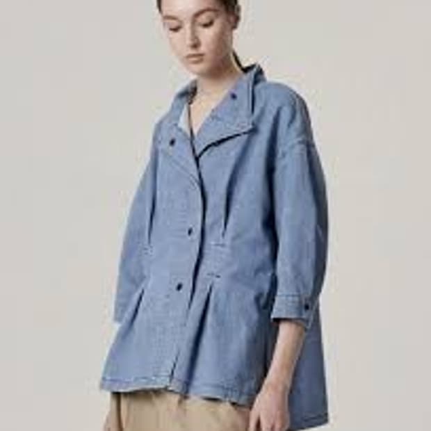 한섬 타임 데님 스탠드카라 루즈핏 셔츠형 아우터 S사이즈