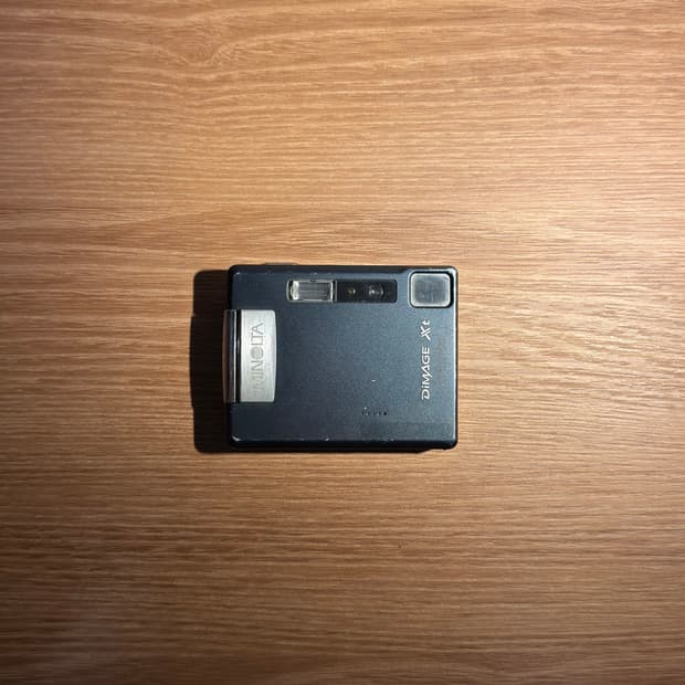 미놀타 DiMAGE Xt 디카