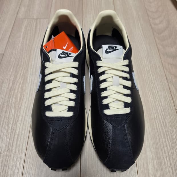 나이키 LD1000 레더 270사이즈