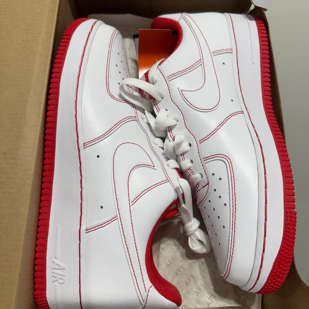 265 나이키 에어 포스 cv1724 100 레드 스티치 새상품