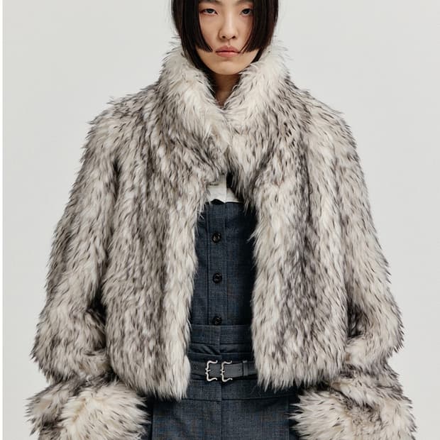 잉크퍼자켓 XHORT Faux Fur Short Coat
