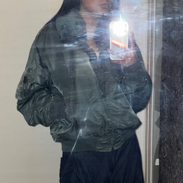 카키 퍼 항공점퍼