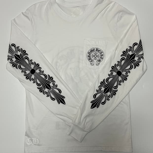 크롬하츠 홀스슈 롱슬리브 화이트 타이페이