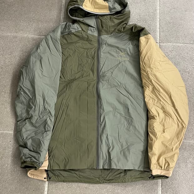 아크테릭스 아톰