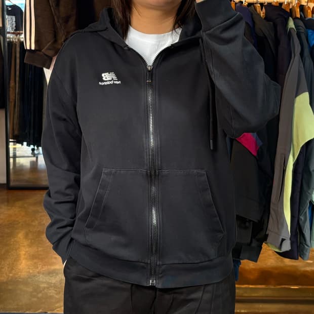 뉴발란스 블랙 후드집업