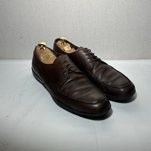 프라다 브라운 로퍼