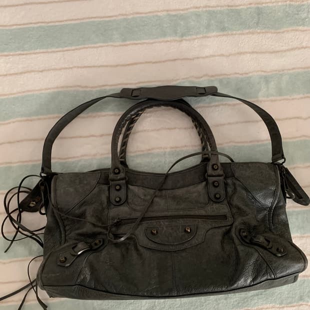 발렌시아가 시티백 라지 다크 그레이