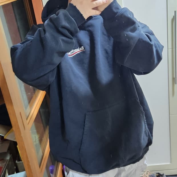 발렌시아가 웨이브로고 후드