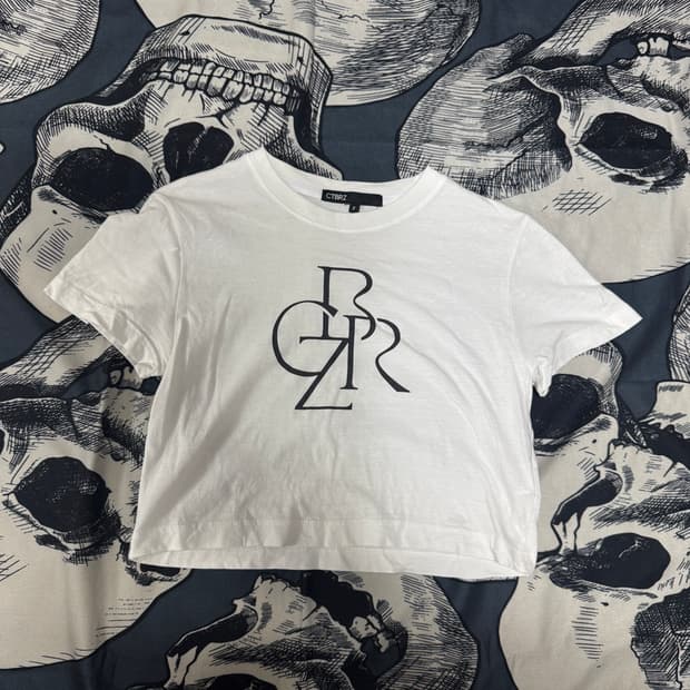 시티브리즈 크롭반팔티 프리사이즈