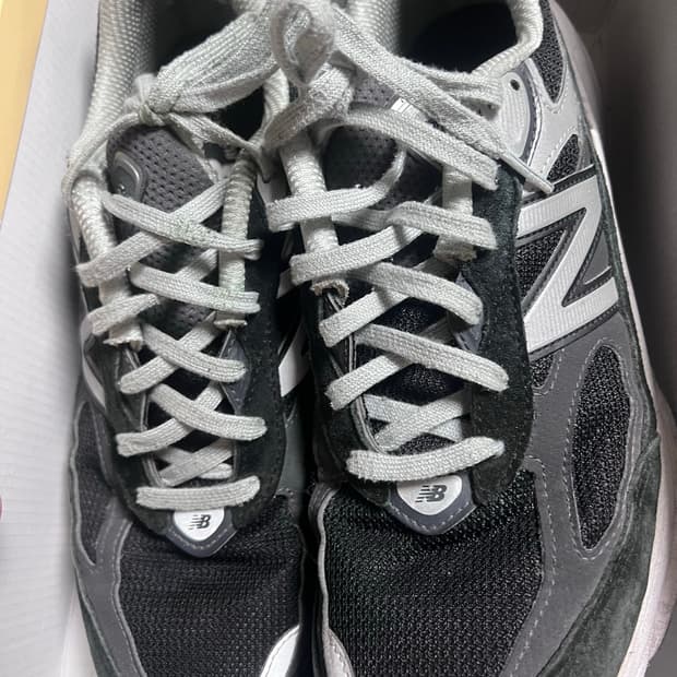 뉴발란스 990v6