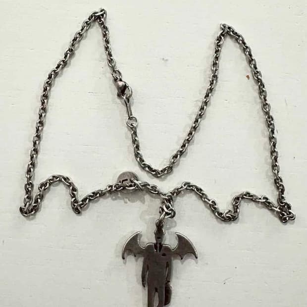 언더커버 02aw 뱀파이어 목걸이