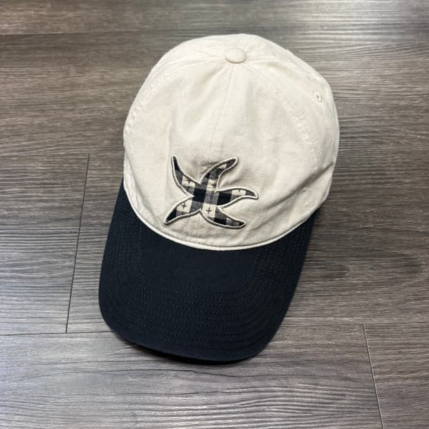 더콜디스트모먼트 볼캡 (59호)