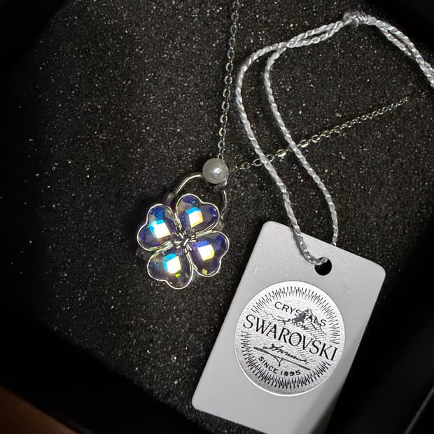 캐캐체 와디즈 스와로브스키 목걸이 