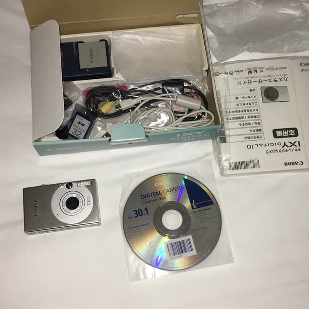 Canon ixy10 (ixus70) 민트급