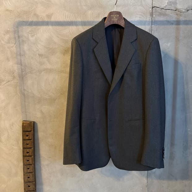 엠포리오 아르마니 테일러드 자켓 100